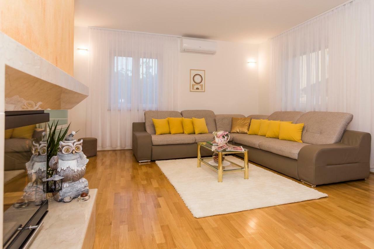 Villa Sweet Home Marija Split Buitenkant foto