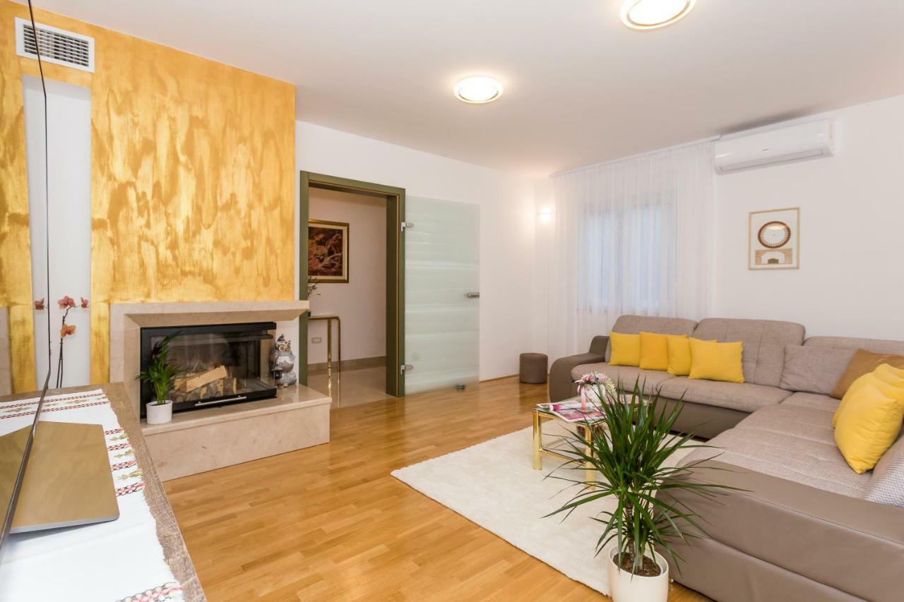 Villa Sweet Home Marija Split Buitenkant foto